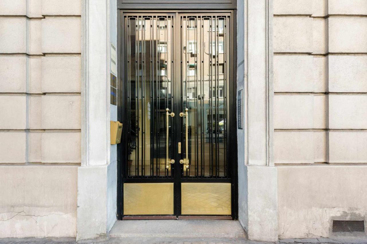 El Viso Smart III Apartment Madrid Luaran gambar
